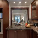 Durrani Homes - Glam Living Besides Dubai Mall- 2Br With Study Third Room Converted