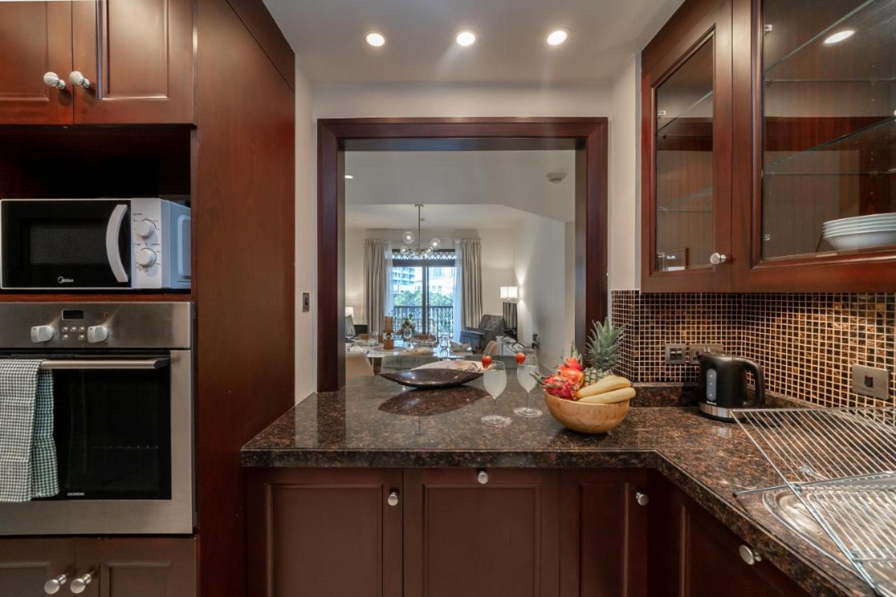 Durrani Homes - Glam Living Besides Mall- 2br With Study Third Converted Appartement Dubai
